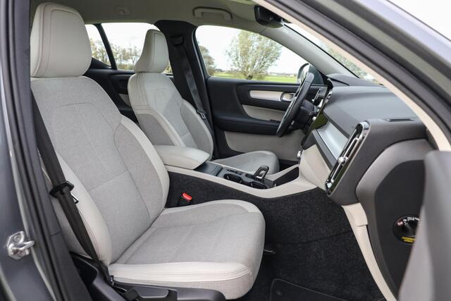 Volvo XC40 2.0 T4 190 pk Aut-8 ? LED ? Camera ? Navi