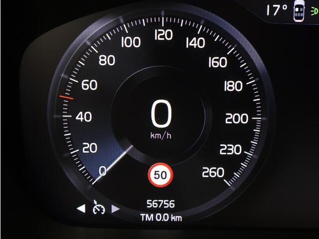 Volvo XC40 T4 Recharge Inscription Expression / Trekhaak / Stoel+stuurverwarming / CarPlay / DAB+ / Keyless / Parkeercamera /