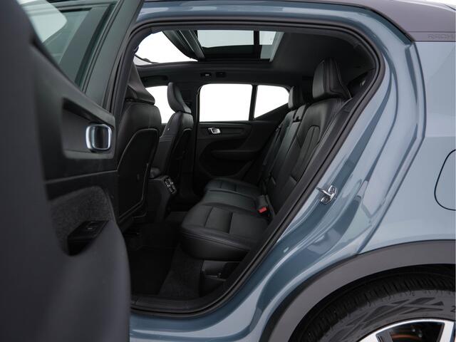 Volvo XC40 Recharge P8 AWD R-Design [ 3-Fase ] (INCL-BTW) *PANO | FULL-LEATHER | DIGI-COCKPIT | FULL-LED | MEMORY-PACK | HARMAN/KARDON | TOP-VIEW | CARPLAY | NAVI-FULLMAP | ECC | PDC | KEYLESS | HEATED-SPORTSEATS | BLIS | PRIVACY-GLASS |