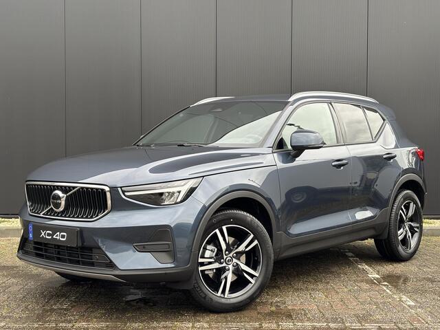 Volvo XC40 2.0 B4 Core Business Edition / 18 inch / Stoelverwarming / Elek. achterklep / Getinte ramen /