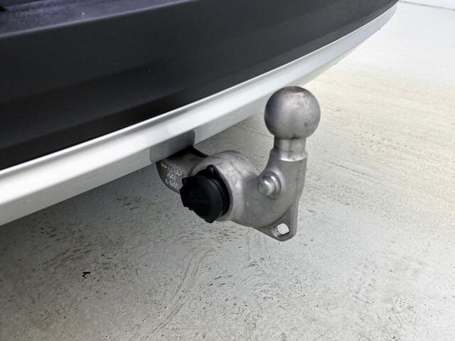 Volvo XC40 1.5 T2 Business Pro | Trekhaak | BLIS | Navigatie | DAB+ |