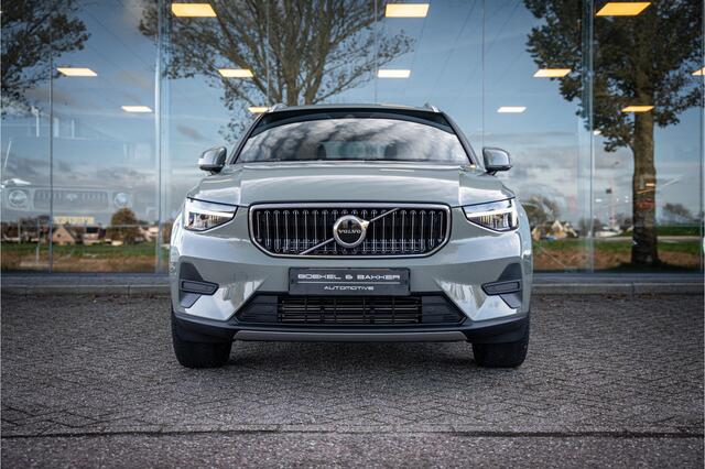 Volvo XC40 T4 Recharge Core Bright ** Camera ** Stuurverwarming **