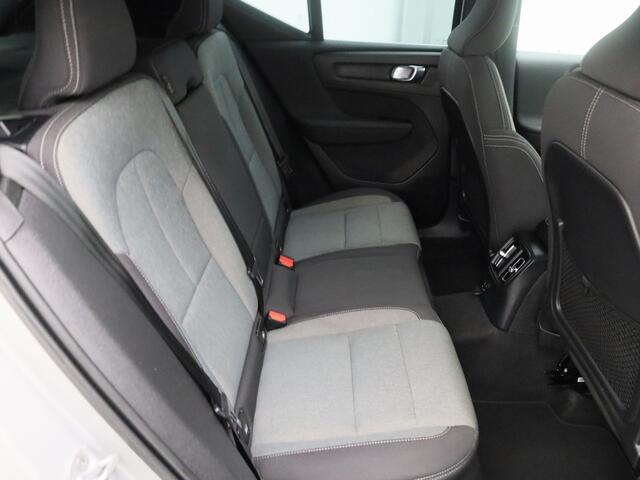 Volvo XC40 1.5 T4 Plug-in hybrid Core Bright | CAMERA | KEYLESS