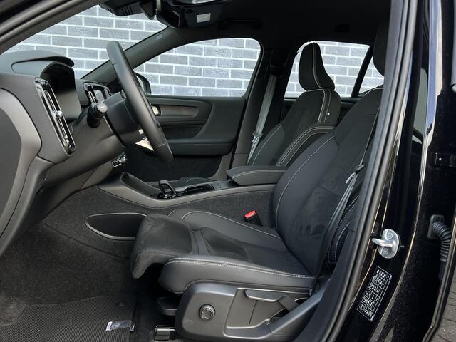 Volvo XC40 Recharge Plus 70 kWh | Adaptive Cruise Control | Dodehoek Detectie | Stoel en Stuurverwarming | 20" | Nubuck Bekleding |