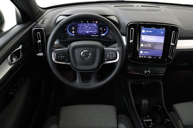 Volvo XC40 B4 (M-HYBRID) PLUS DARK -CAMERA|ADAP.CRUISE|VERW.VOORRUIT|TREKHAAK|HARMAN/KARDON|19"