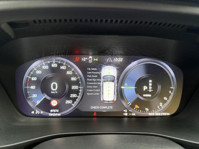 Volvo XC40 T4 Plug-In Hybrid Inscription | Trekhaak | Camera | LED | Cruise | Clima |