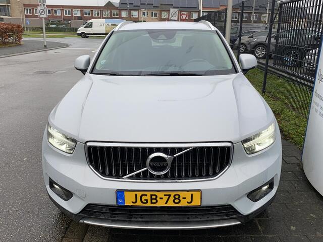 Volvo XC40 1.5 T5 Recharge aut. Business Pro met o.a. LED, navi, CarPlay, camera, etc.