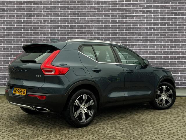 Volvo XC40 1.5 T3 Inscription | Trekhaak | Panoramisch Schuif-/kanteldak | Memory | Camera | Parkeersensoren | Leer | Stoelverwarming |