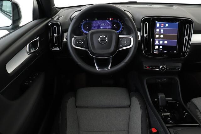 Volvo XC40 B4 (M-HYBRID) PLUS DARK -CAMERA|ADAP.CRUISE|VERW.VOORRUIT|TREKHAAK|HARMAN/KARDON