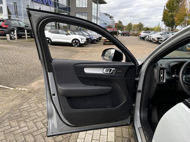 Volvo XC40 B4 Plus Dark | Harman/Kardon | Driver Assist | Trekhaak | Memoryseats |