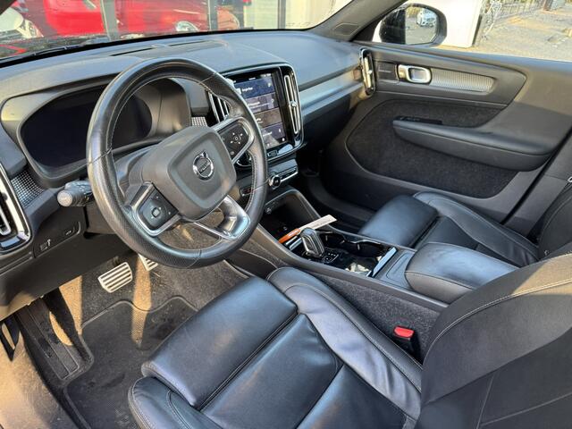 Volvo XC40 Recharge P8 AWD R-Design*92%SOH*Panoramadak*