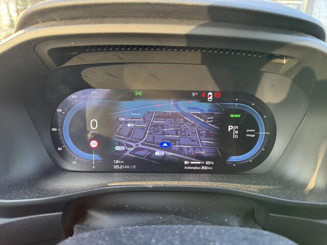 Volvo XC40 Recharge P8 AWD R-Design*92%SOH*Panoramadak*