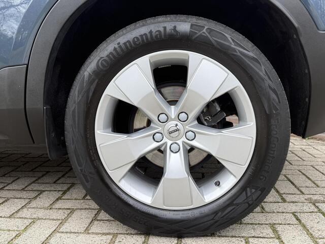 Volvo XC40 T2 Business Pro | ACC | Parkeersensoren voor & achter + Camera | Keyless Entry | DAB Radio