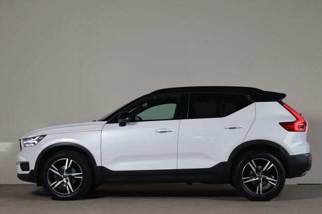 Volvo XC40 1.5 T3 R-Design NL-Auto!! Panoramadak I Camera I Apple Car-Play