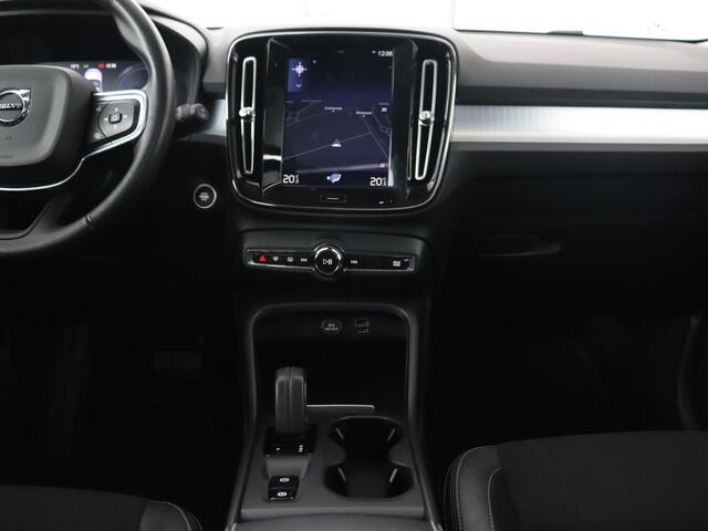 Volvo XC40 1.5 T5 Recharge Business Pro | Panoramadak | Adaptive cruise | Camera | Carplay | Half leder | Navigatie | Full LED | PHEV | Plug In
