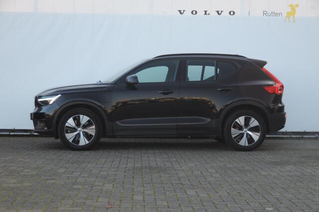 Volvo XC40 T4 211PK Automaat Plus Dark / Elektrische stoelen met geheugen / stuur - en stoelverwarming / Cruise control / Harman kardon audio / elektrische achterklep / Parkeersensoren met camers
