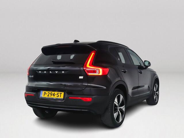 Volvo XC40 Recharge Twin Plus | Parkeercamera | Stoel- en Stuurverwarming | Extra getint glas