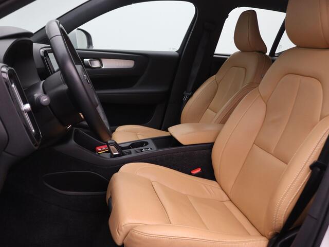 Volvo XC40 1.5 T5 Twin Engine Inscription 263PK Aut. SOH 86%, Trekhaak, Volleder, Achteruitrijcamera, Elektr. Verstelbare Bestuurdersstoel, Navigatie, 19" LM Velgen, Clima, Parkeersensor voor+achter, Stoelverwarming