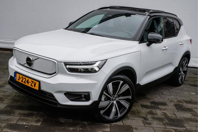 Volvo XC40 Recharge P8 AWD R-Design Trekhaak/ Panoramadak/ Stoel-stuurverwarming/ Camera/ Navigatie/ Contourstoelen/ Carplay/ Adapt. cruise