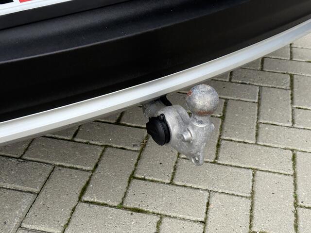 Volvo XC40 1.5 T4 Recharge Trekhaak/Camera/Leder