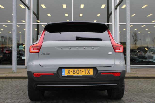 Volvo XC40 Extended Range Ultimate 82 kWh | Schuif/kanteldak | BLIS | 360 Camera | Trekhaak | H&K Audio | 20" LMV