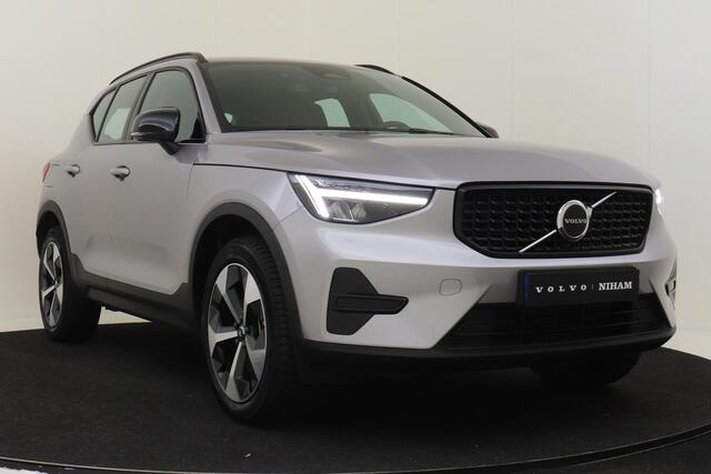 Volvo XC40 B4 (M-HYBRID) PLUS DARK -CAMERA|ADAP.CRUISE|VERW.VOORRUIT|TREKHAAK|HARMAN/KARDON|19"