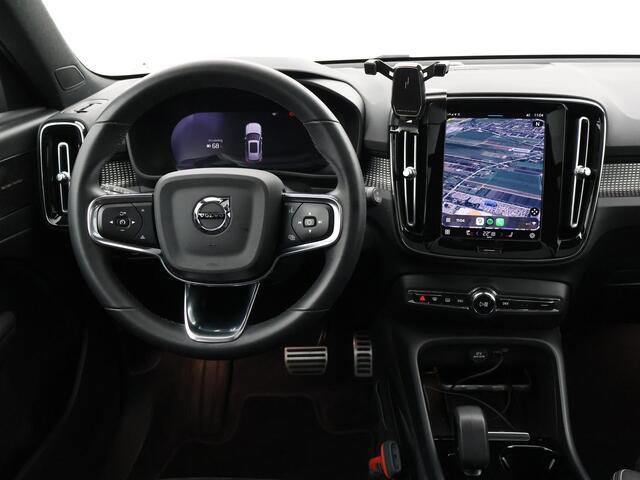 Volvo XC40 RECHARGE TWIN PRO 408 PK + TREKHAAK WEGKL. | 360 CAMERA | PANORAMA | 20 INCH | HARMAN/KARDON