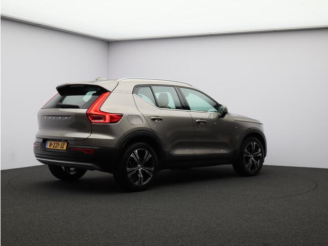 Volvo XC40 T4 Recharge Inscription / Leder Amber / 19" / Stoel+stuurwielverwarming