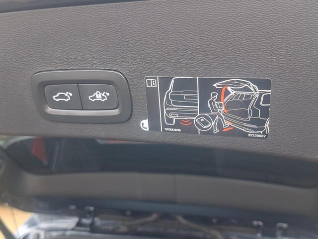 Volvo XC40 1.5 T5 Recharge R-Design | Trekhaak 1800kg | Leder | stoelverwarming | Blindspot | occasion