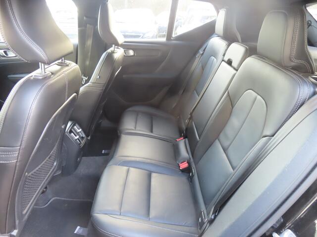 Volvo XC40 Recharge P8 AWD R-Design*Trekhaak*90%SOH*14793 netto*