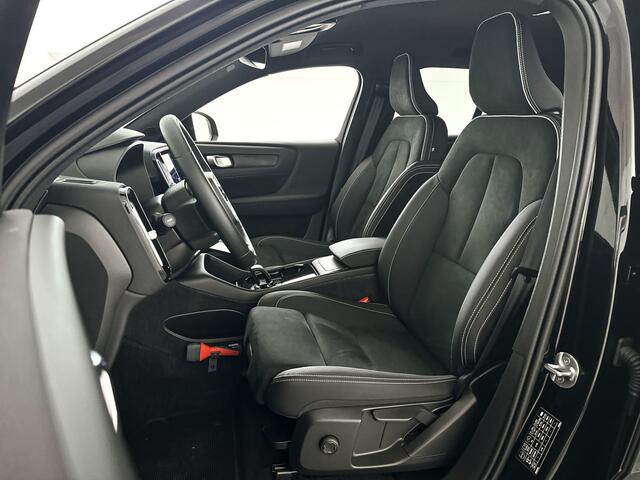 Volvo XC40 Single Motor Extended Range Plus 82 kWh | Parkeercamera | Stoel- en Stuurverwarming | Getint Glas | Trekhaak