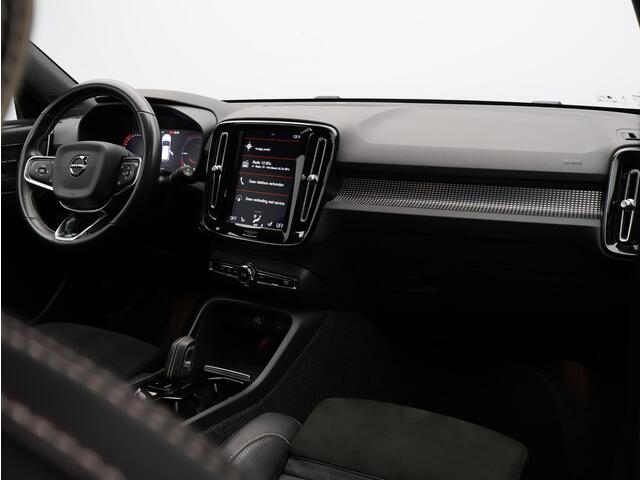 Volvo XC40 T5 Twin Engine R-Design / Pan. dak / Trekhaak / 360 camera / Harman Kardon / Stoelverwarming