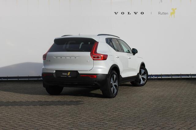 Volvo XC40 T4 211PK Autm. Plug-in hybrid Plus Dark Semi elektrisch wegklapbare trekhaak / Elektrisch bedienbare bestuurdersstoel met geheugen / Harman Kardon Audio