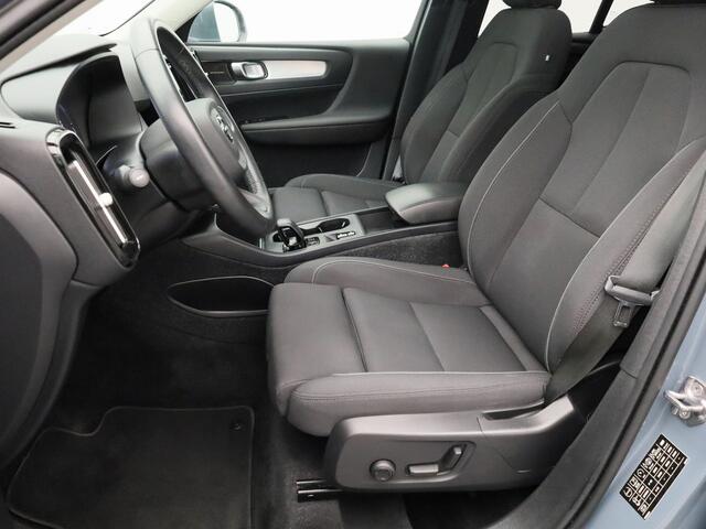 Volvo XC40 1.5 T4 Recharge Inscription Expression | PANO | CAMERA | H&K | STOEL- EN STUURVERW.