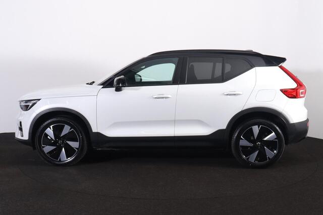 Volvo XC40 Recharge Twin Ultimate 82 kWh - Panorama/schuifdak - IntelliSafe Assist & Surround - 360º Camera - Harman/Kardon audio - Verwarmde voorstoelen & stuur - Parkeersensoren voor & achter - Elektr. bedienb. voorstoelen met geheugen links - Draadloze tel. lader
