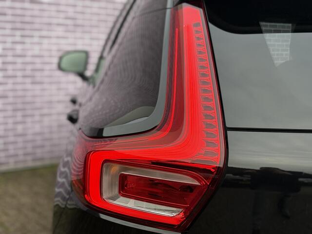 Volvo XC40 1.5 T5 Recharge Inscription | Trekhaak | Leder | Memory | Adaptieve LED meesturend | Zitting verlengers | Harman/Kardon | Adaptieve cruise control | Blis | On Call |