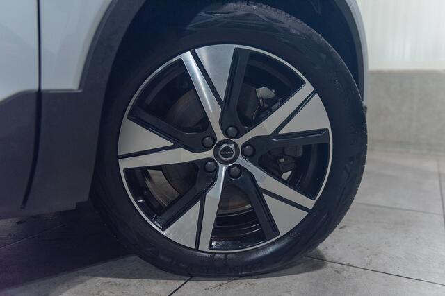 Volvo XC40 T5 Aut. Plug-in Hybrid R-Design Panoramadak 262pk