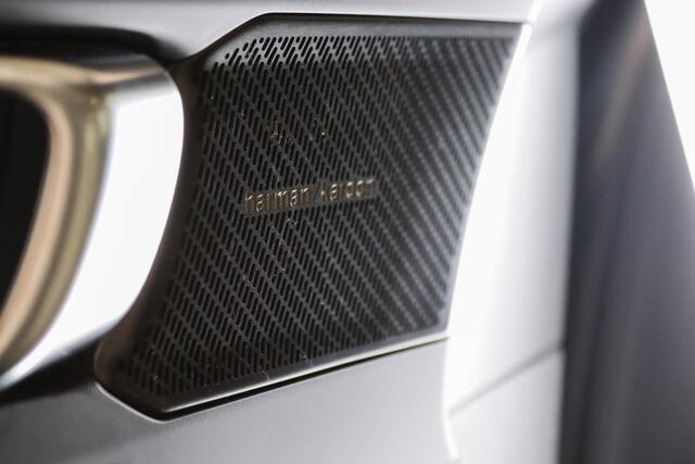 Volvo XC40 1.5 T4 Recharge Inscription, Panoramadak, Trekhaak, Harman&Kardon, Leder, Memory