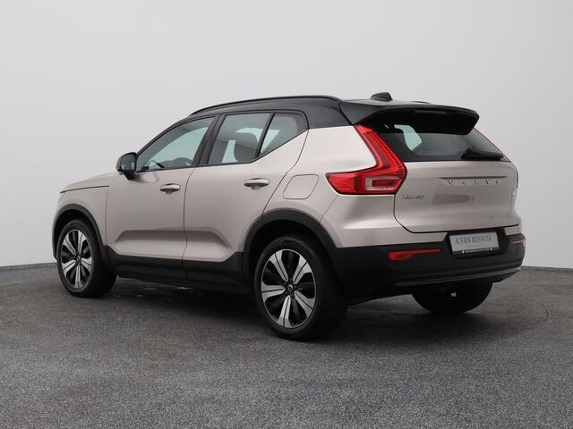 Volvo XC40 Recharge Core | CAMERA