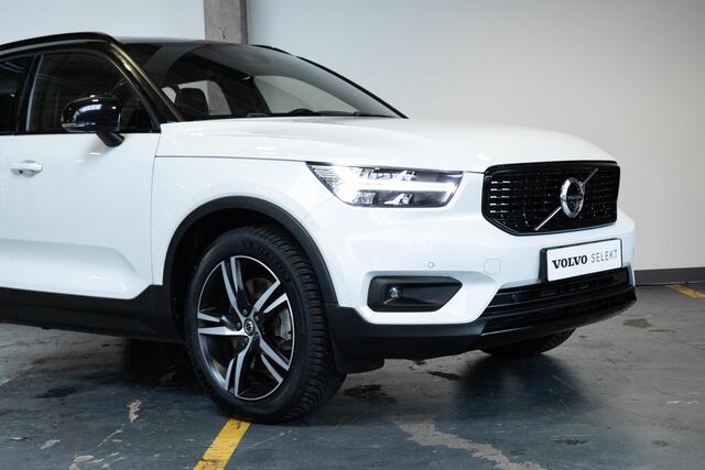 Volvo XC40 T5 Recharge R-Design | Panoramadak | Stoelverwarming | Adaptive Cruise Control | 360° Parkeercamera | Parkeerverwarming | BLIS | Parkeersensoren voor + achter | Stoelverwarming voor + Achter | Harman Kardon Premium Audio |