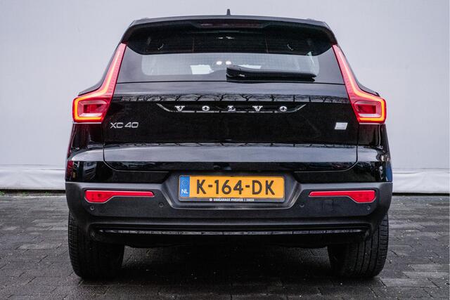 Volvo XC40 Recharge P8 AWD R-Design Trekhaak/ Stoel-stuurverwarming/ Camera/ Memory/ Blis/ Navigatie/ Contourstoelen/ Carplay/ Adapt. cruise