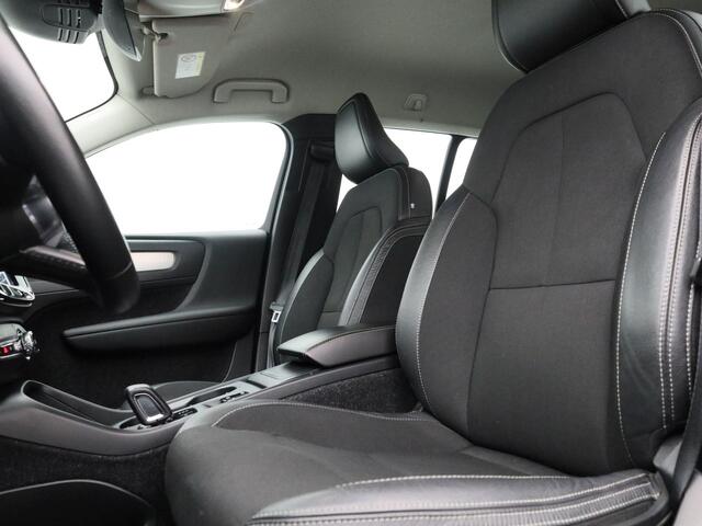 Volvo XC40 1.5 T3 Automaat Momentum | CAMERA | STOELVERWARMING