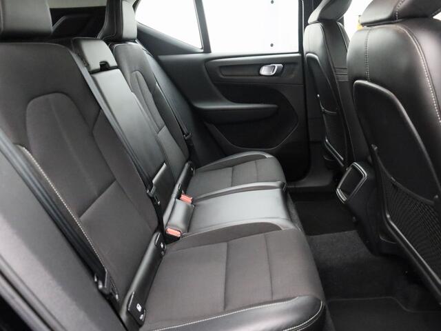 Volvo XC40 1.5 T3 Automaat Momentum | CAMERA | STOELVERWARMING