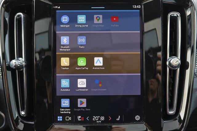 Volvo XC40 B4 Black Edition Ultra - Panorama/schuifdak - IntelliSafe Assist & Surround - 360º Camera - Harman/Kardon audio - Verwarmde voorstoelen & stuur - Parkeersensoren voor & achter - Elektr. bedienb. voorstoelen met geheugen links - Draadloze tel. lader - Extr