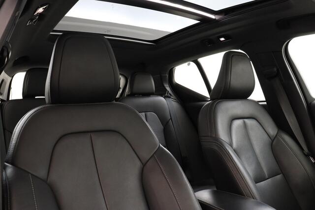 Volvo XC40 RECHARGE P8 AWD R-DESIGN -PANO.DAK|HARMAN/KARDON|360°CAM|LEDER|TREKHAAK|WARMTEPOMP|BTW!