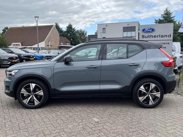 Volvo XC40 1.5 T5 Recharge R-Design 262pk | ZUID | Parking pack | 1.800 Kg trekgewicht
