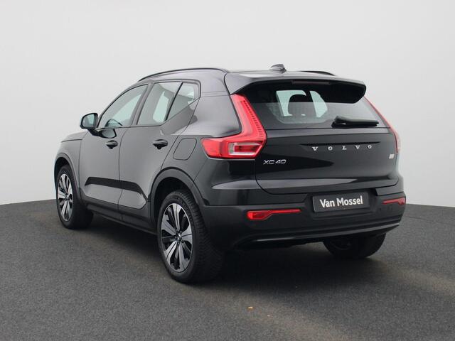 Volvo XC40 Recharge Core 230Pk | Google Navigatie | Apple & Android Carplay | Parkeersensoren Voor & Achter | Achteruitrijcamera | Climate Control | Cruise Control & Snelheidsbegrenzer |