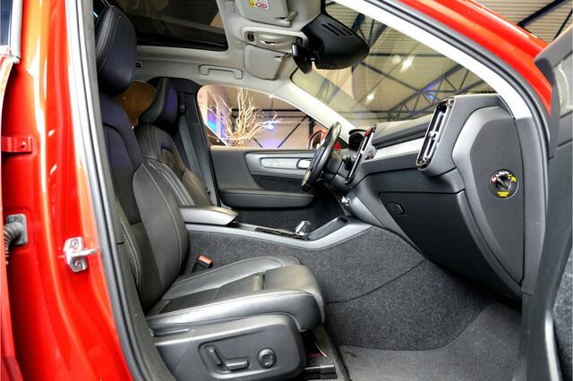 Volvo XC40 1.5 T5 193kW/262pk DCT7 Recharge Inscription PANORAMADAK + HARMAN/KARDON + NAPPALEER + EL.STOEL MET MEMORY + STOEL-&STUURVERWARMING + CRUISE + BLIS + LANE ASSIST + NAVI SENSUS + KEYLESS + EL.TREKHAAK + 360 CAMERA + PARKSENSOREN V&A + 19" LM-VELGEN!!