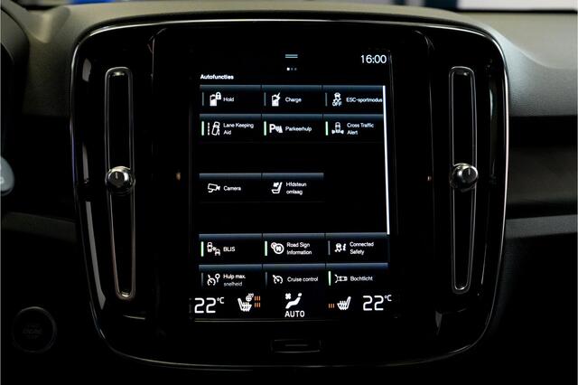 Volvo XC40 1.5 T4 Plug-in Hybrid 155kW/211pk DCT7 Ultimate FACELIFT! PANORAMADAK + HARMAN/KARDON + ADAPT.CRUISE + PILOT ASSIST + NAVI SENSUS + BLIS + LANE ASSIST + EL.STOELEN + STOEL-&STUURVERWARMING + 360 CAMERA + KEYLESS + PARKSENSOREN V&A + 19" LM-VELGEN!!