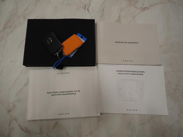 Volvo XC40 1.5 T5 Recharge R-Design | Panoramadak | Trekhaak | Pilot Assist | Leder | 360 | Keyless